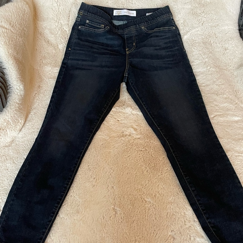 Levi’s Pull On Stretch 6